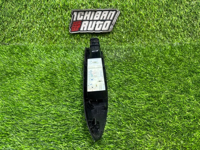 Блок упр. стеклоподьемниками передний правый EK SPACE B11A Блок упр. стеклоподьемниками передний правый EK SPACE B11A