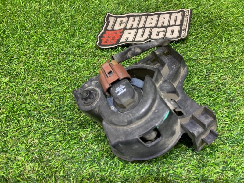 Туманка передняя правая EXIGA YA5