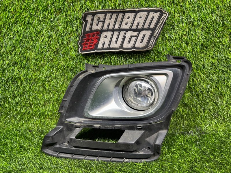 Туманка передняя левая MAZDA MPV LY3P L169-51-690A контрактная