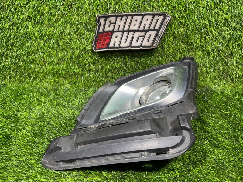 Туманка передняя левая MPV LY3P