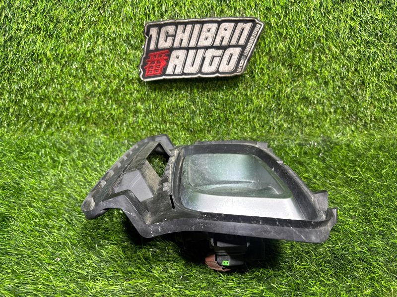 Туманка передняя левая MPV LY3P