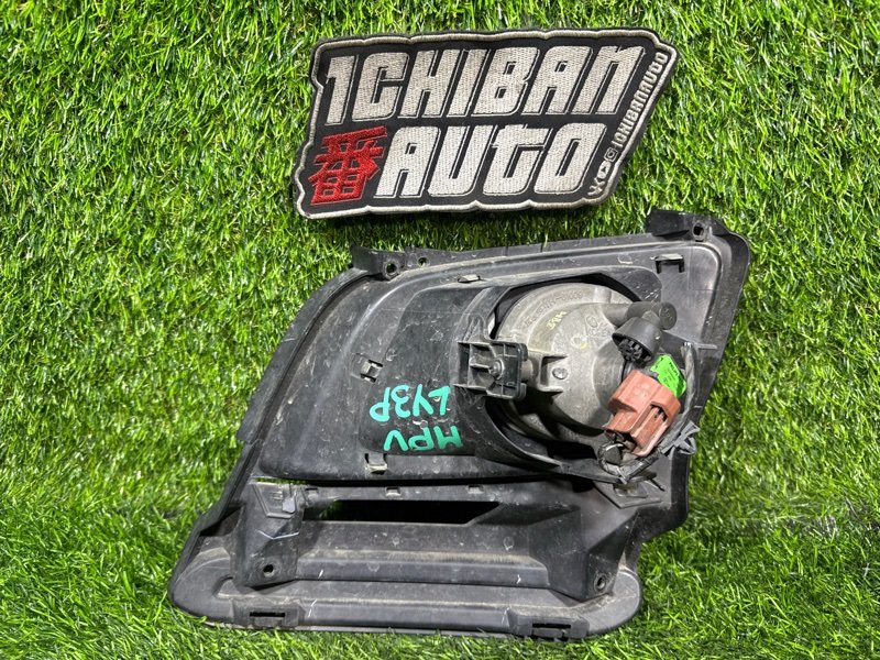 Туманка передняя правая MPV LY3P