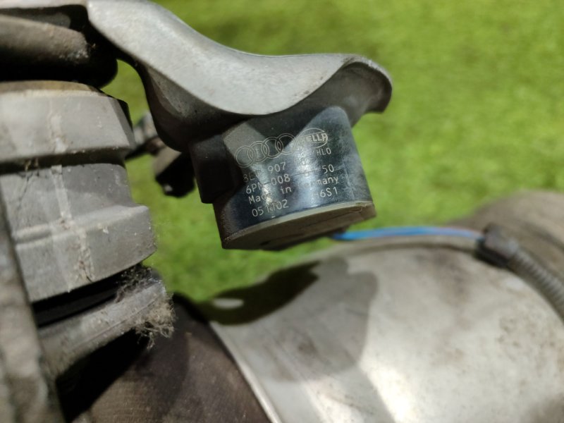 Стойка передняя правая CAYENNE 955