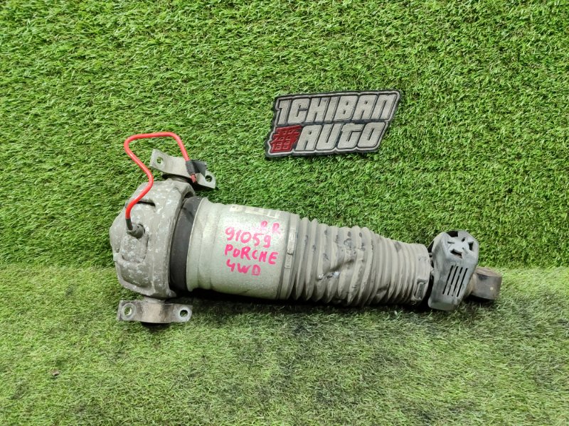 Стойка задняя правая PORSCHE CAYENNE 955 7L5512021AM контрактная