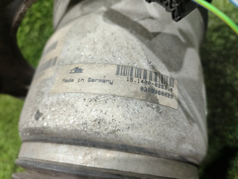 Стойка передняя левая CAYENNE 955 Стойка передняя левая CAYENNE 955