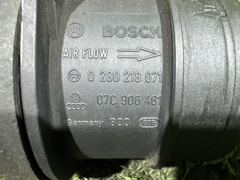 Датчик расхода воздуха CAYENNE 955 Датчик расхода воздуха CAYENNE 955