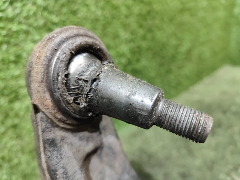 Рычаг передний правый CAYENNE 955