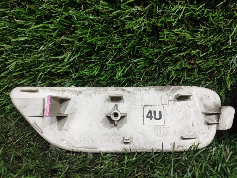 Катафот в бампер задний WINSTORM 2007 C100 Z20S