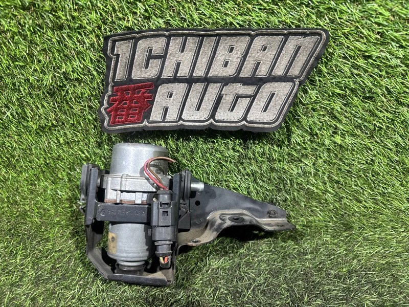 Вакуумный насос PORSCHE CAYENNE 955 8E0927317 контрактная