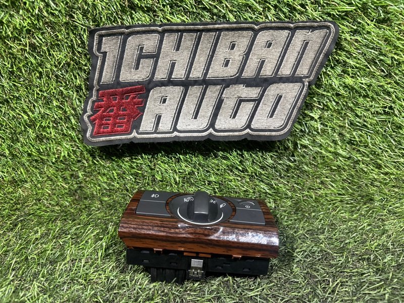 Блок управления светом WINSTORM MaXX 2010 C105 Z20S