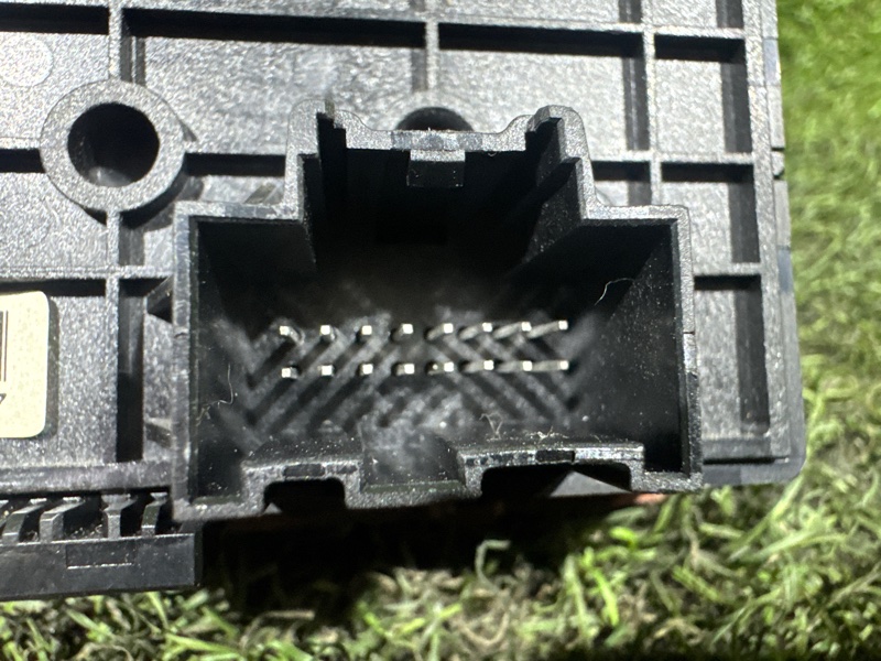 Блок управления светом WINSTORM MaXX 2010 C105 Z20S