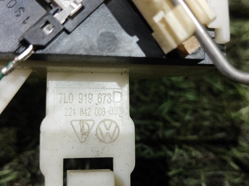 Датчик уровня топлива левый CAYENNE 955