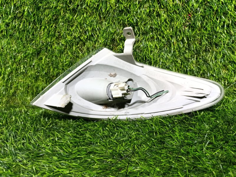 Габарит передний правый PREMACY CP8W