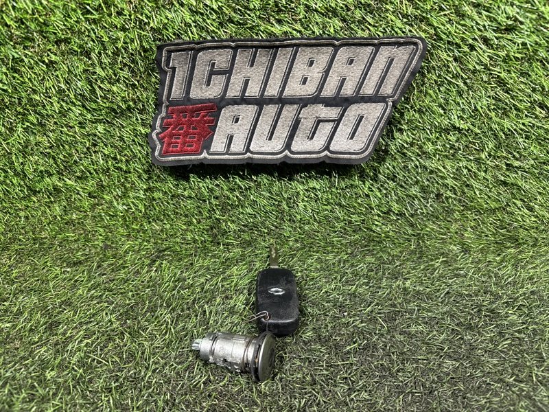 Замок крышки багажника SM3 L38