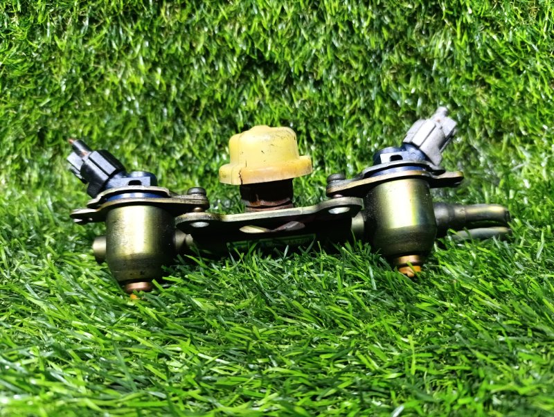 Форсунка инжекторная SUBARU LEGACY BP5 EJ203 Форсунка инжекторная SUBARU LEGACY BP5 EJ203