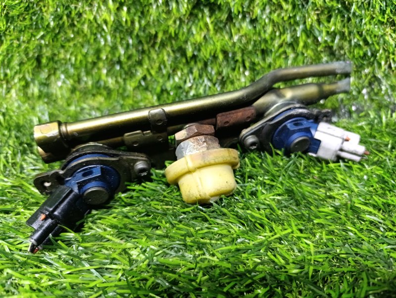 Форсунка инжекторная LEGACY BP5 EJ203 Форсунка инжекторная LEGACY BP5 EJ203