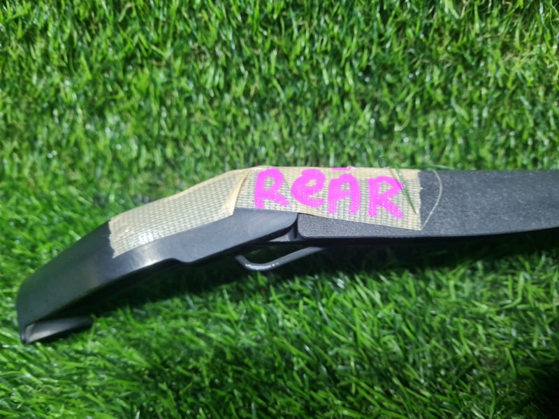 Держатель дворника задний LEGACY BL5