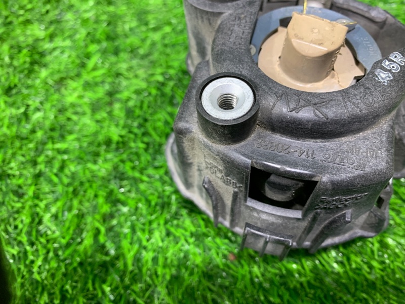 Туманка передняя правая LEGACY B4 BL5