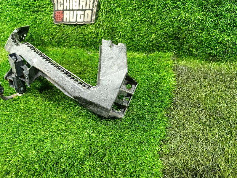 Крепление бампера переднее правое LEGACY BR9 Крепление бампера переднее правое LEGACY BR9