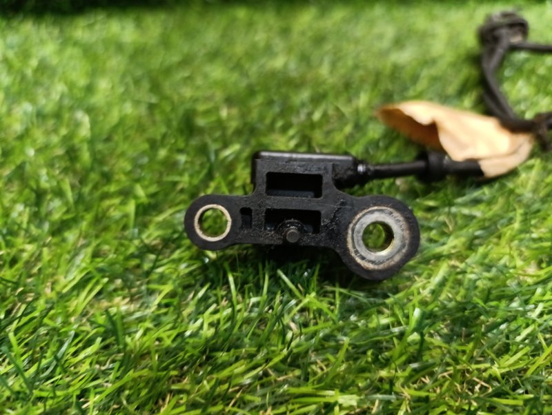 Датчик положения коленвала PREMACY CP8W FP Датчик положения коленвала PREMACY CP8W FP