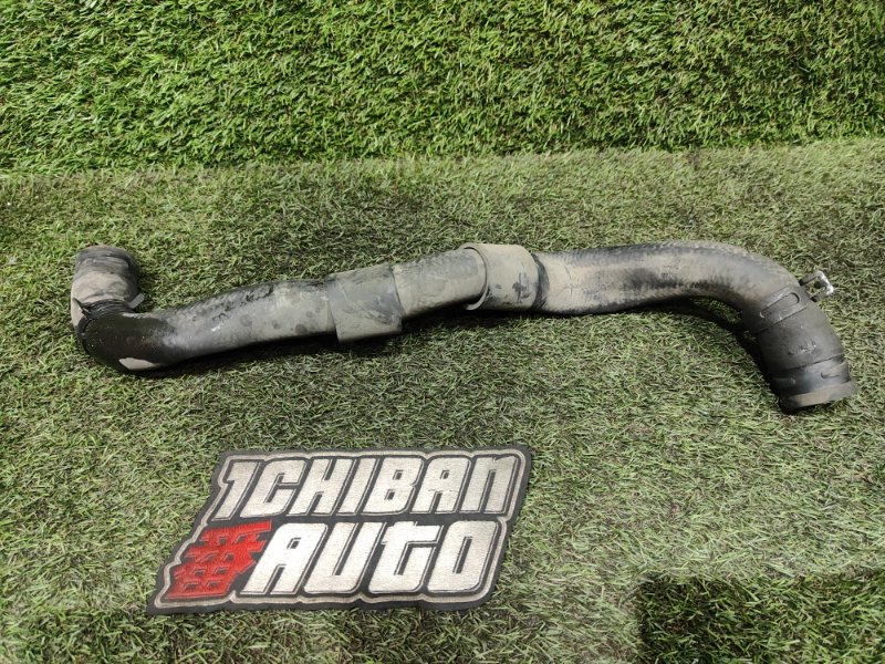 Патрубок радиатора SPORTAGE 2007 KM D4EA Патрубок радиатора SPORTAGE 2007 KM D4EA