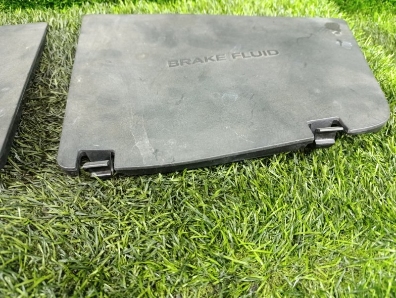 Крышка аккумулятора SKYLINE CKV36 Крышка аккумулятора SKYLINE CKV36
