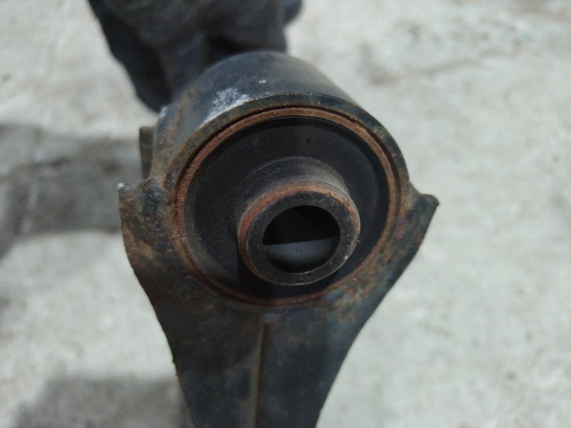 Рычаг подвески нижний передний левый Freelander 25K4F 2.5