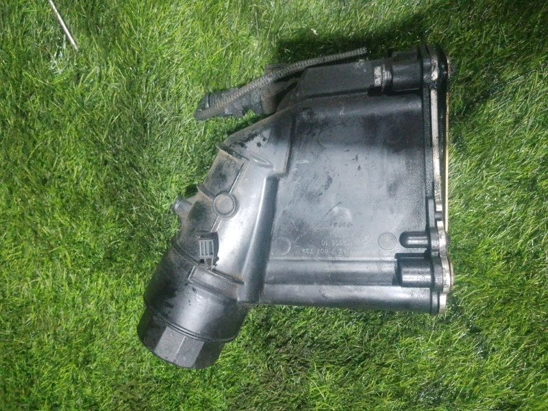 Корпус масляного фильтра BMW 3-Series E90 N47D20 2.0D 70346292 контрактная