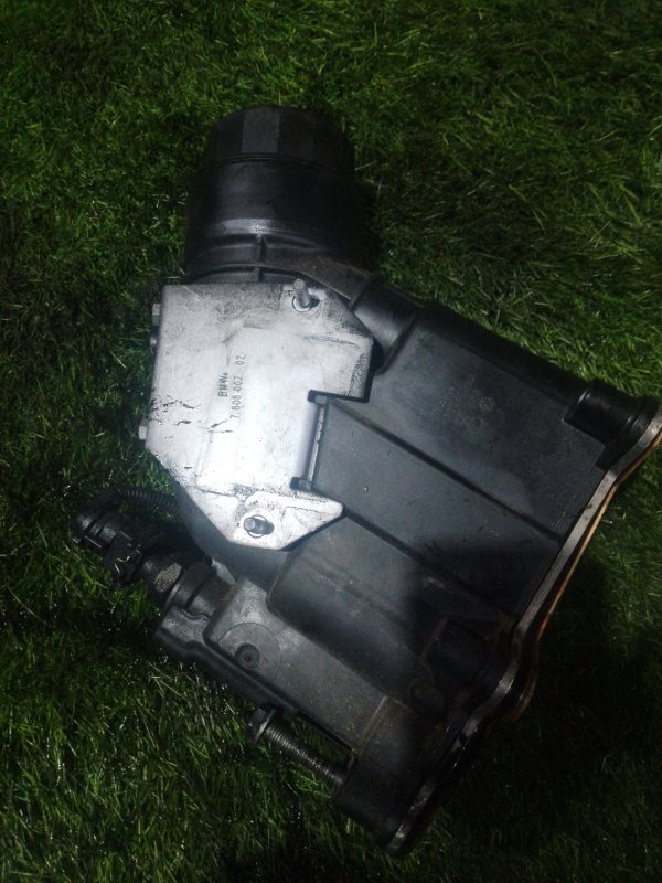 Корпус масляного фильтра BMW 3-Series E90 N47D20 2.0D