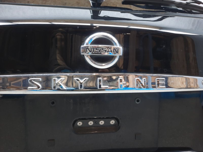 Дверь багажника задняя Skyline Crossover 2011 J50 VQ37VHR
