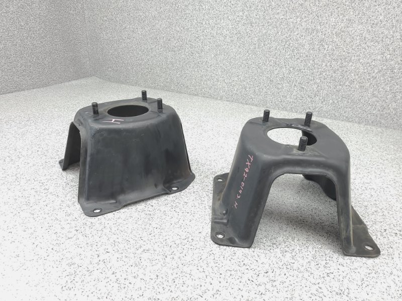 Крепление запасного колеса заднее Grand Escudo 2005 TX92W H27A