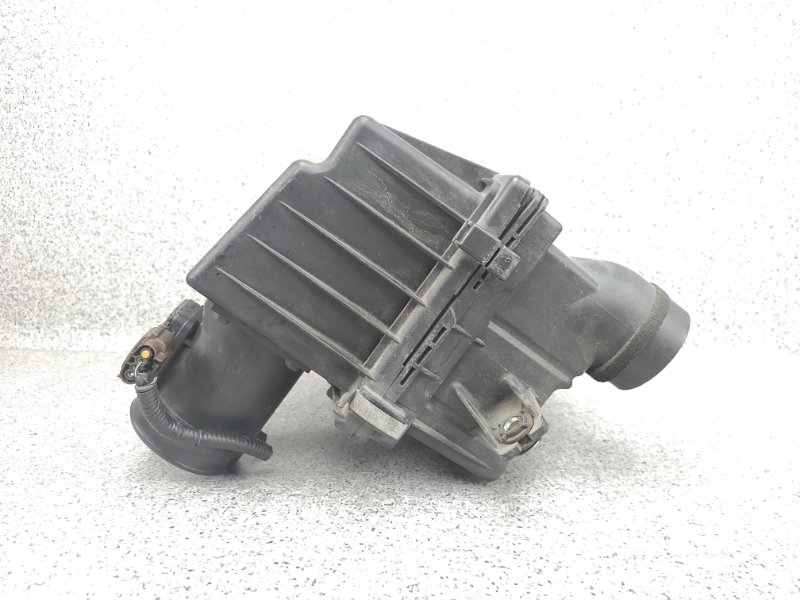 Корпус воздушного фильтра Terrano Regulus 2000 JLR50 VG33E