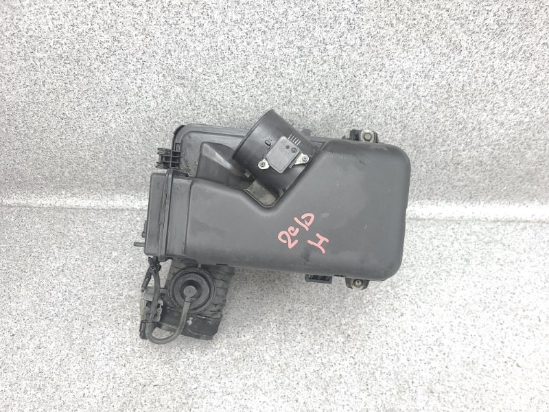 Корпус воздушного фильтра Harrier 2008 GSU36 2GRFE