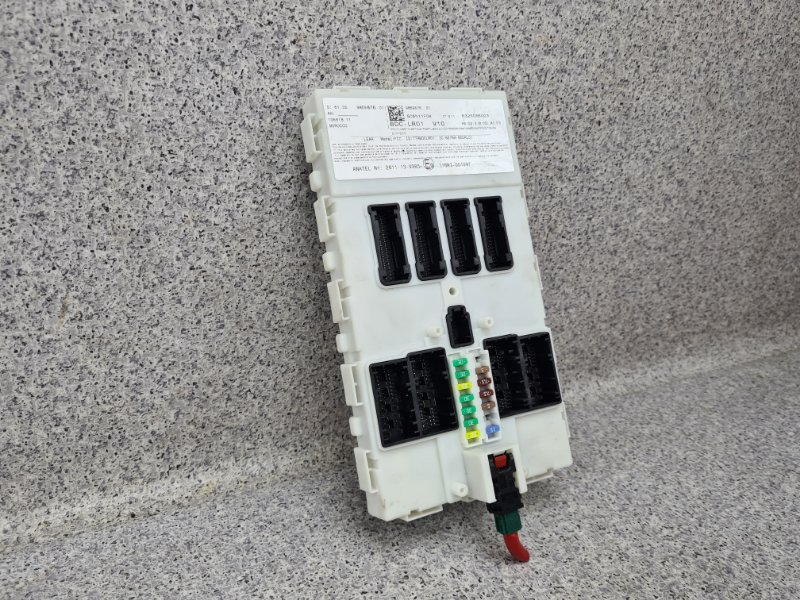 Блок комфорта X1 2018 F48