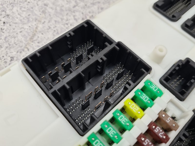 Блок комфорта X1 2018 F48