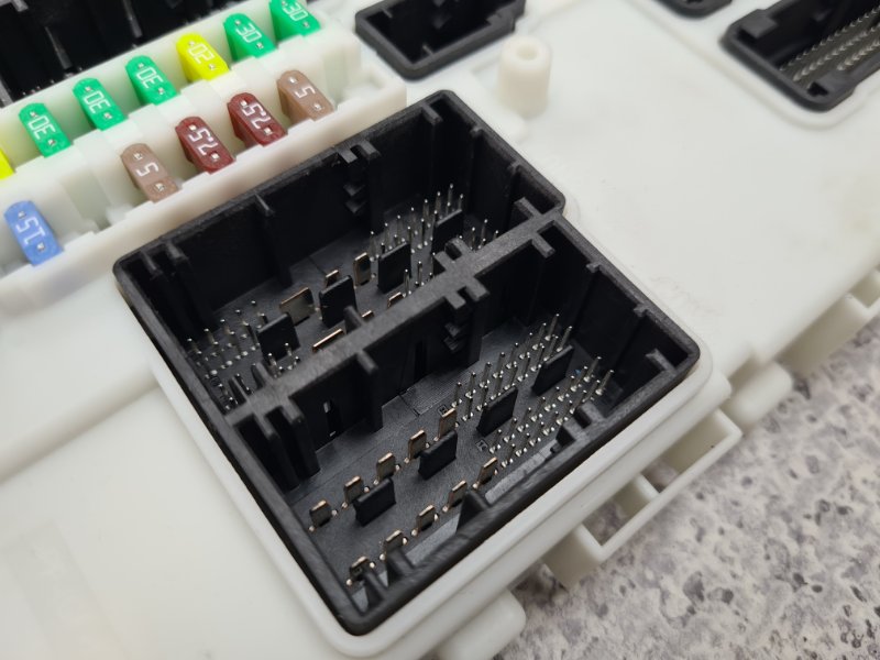 Блок комфорта X1 2018 F48