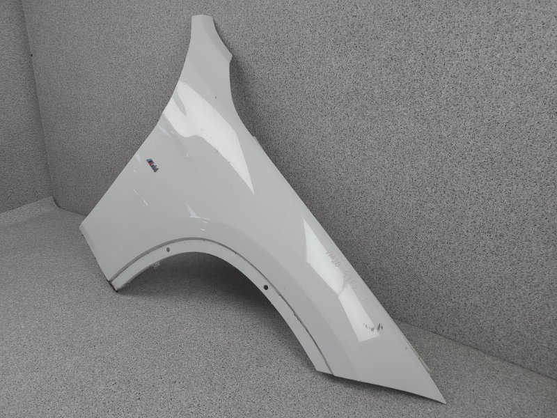 Крыло переднее правое BMW X1 E84 N20B20A