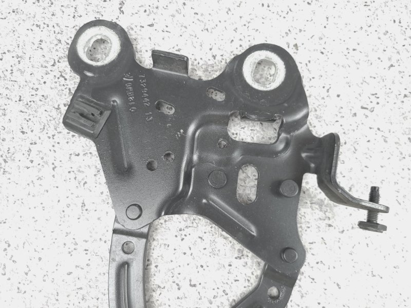 Петли капота X1 2016 F48