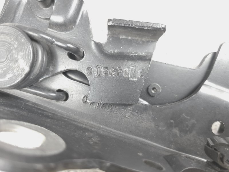 Петли капота X1 2016 F48