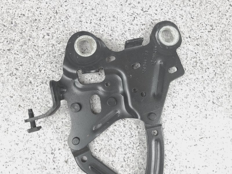 Петли капота X1 2016 F48