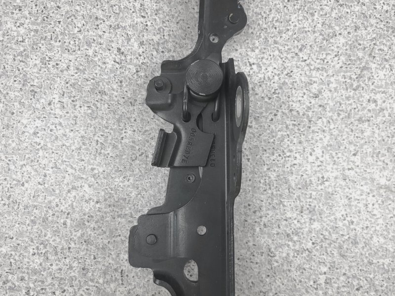 Петли капота X1 2016 F48