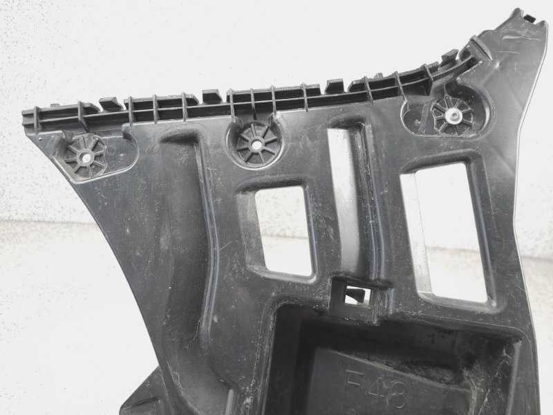 Крепление бампера заднее X1 2017 F48