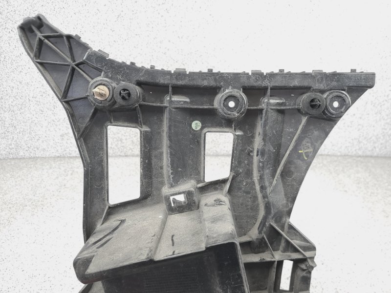 Крепление бампера заднее X1 2017 F48