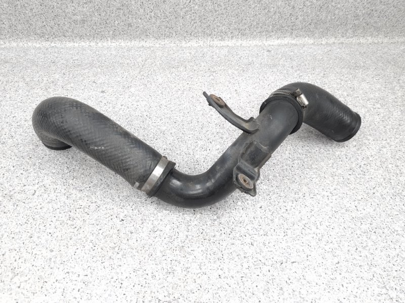 Запчасть патрубок интеркулера Mazda Proceed Marvie 1996 UVL6R WLT WL21-13-330B контрактная Патрубок интеркулера Mazda Proceed Marvie 1996 UVL6R WLT WL21-13-330B контрактная