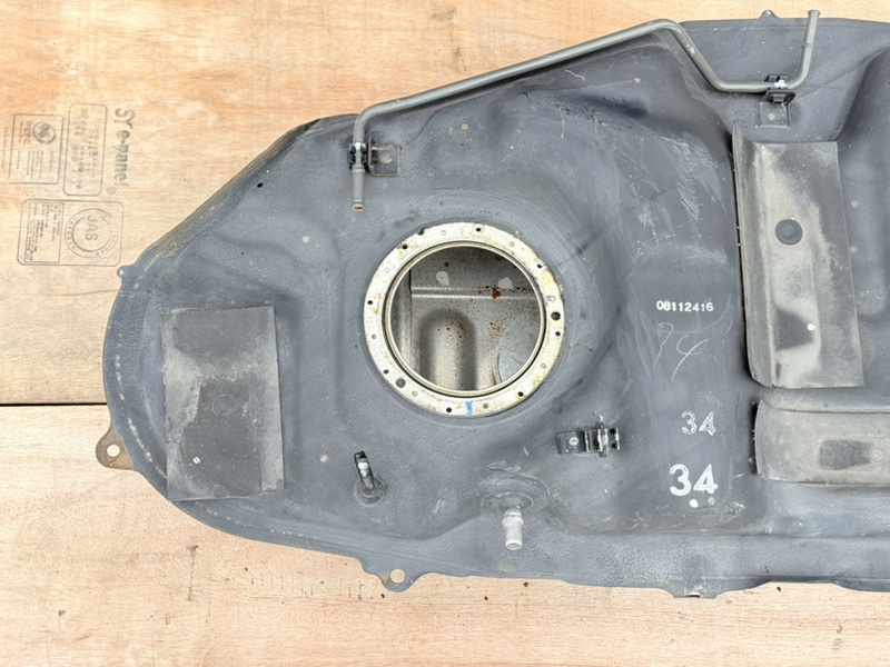 Бак топливный Vanguard 2009 GSA33 2GRFE Бак топливный Vanguard 2009 GSA33 2GRFE