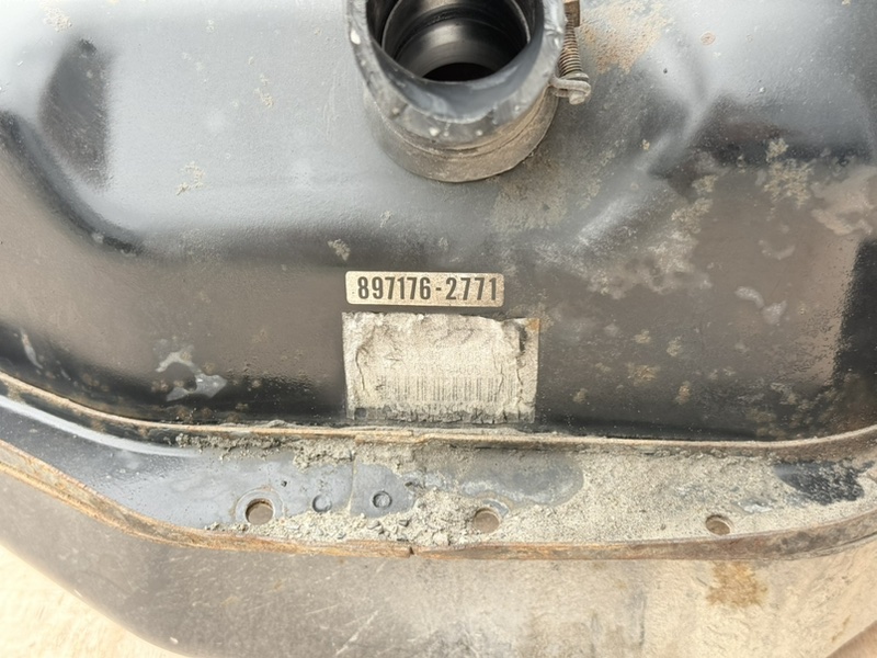 Бак топливный Vehicross 1997 UGS25DW 6VD1