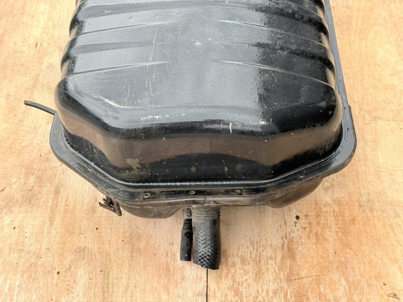 Бак топливный Vehicross 1997 UGS25DW 6VD1