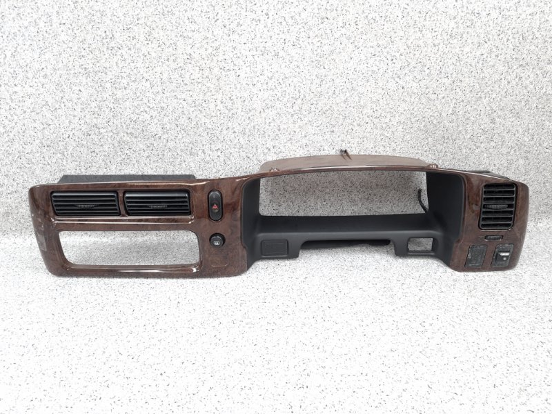 Рамка под спидометр передняя Mitsubishi Challenger 1997 K99W 6G74 MR629550 контрактная