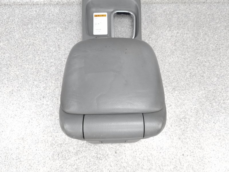 Бардачок между сиденьями передний Escudo 2004 TL52W J20A