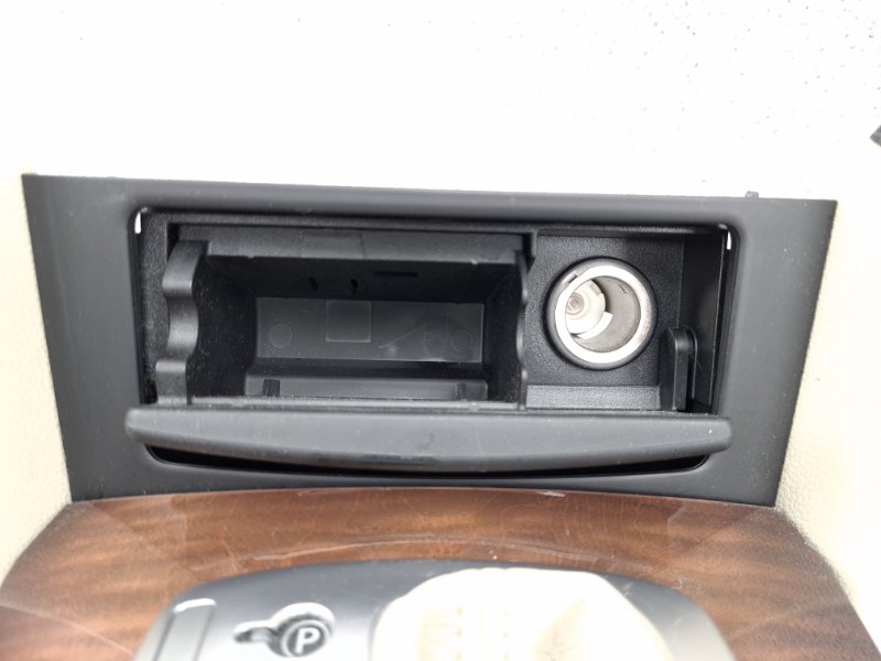 Бардачок между сиденьями передний FX35 2011 S51 VQ35HR